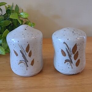 VINTAGE Handcrafted Neutral Tone Pottery Salt and Pepper Shakers